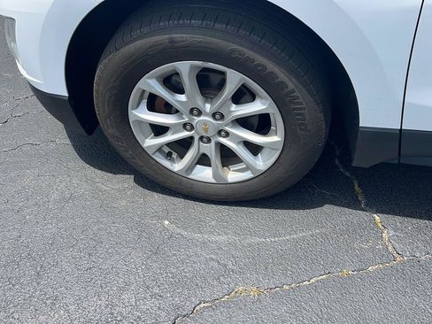 Used 2018 Chevrolet Equinox LT AWD/4WD image 33