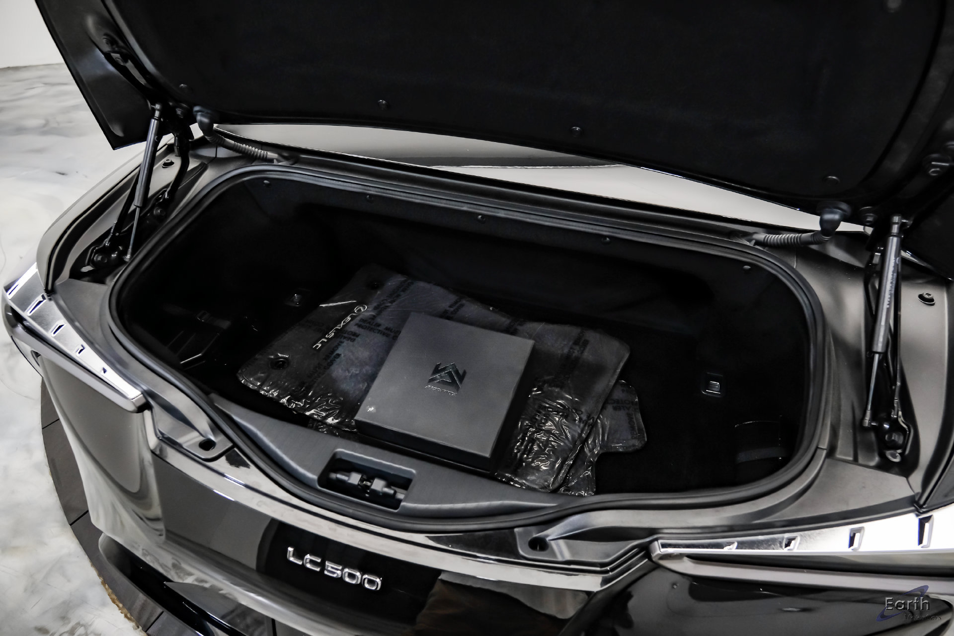 Used 2024 Lexus LC 500 Convertible w/ Touring Package RWD image 77