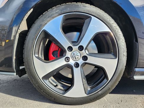 Used 2015 Volkswagen GTI Autobahn image 28