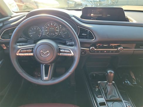 Used 2022 MAZDA CX-30 AWD 2.5 S w/ Preferred Package image 4