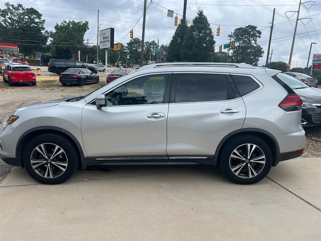 Used 2017 Nissan Rogue SL FWD image 8