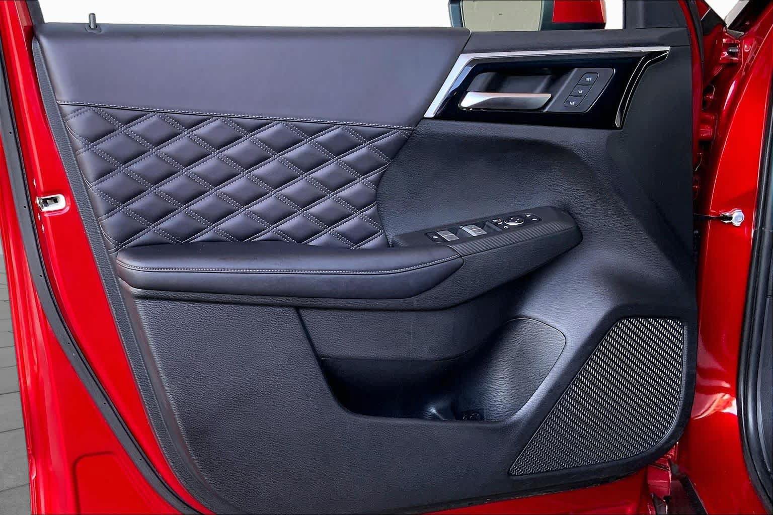Used 2024 Mitsubishi Outlander SEL FWD image 22
