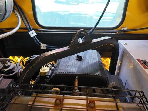 Used 2018 Chevrolet Silverado 3500 W/T image 24