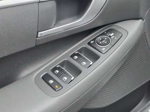 Used 2021 Hyundai Sonata SE image 14