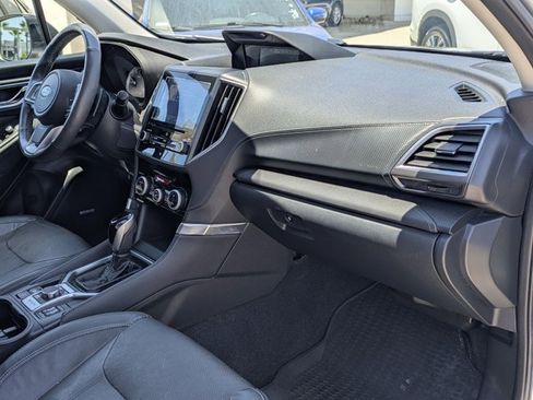 Used 2019 Subaru Forester Touring AWD/4WD image 22