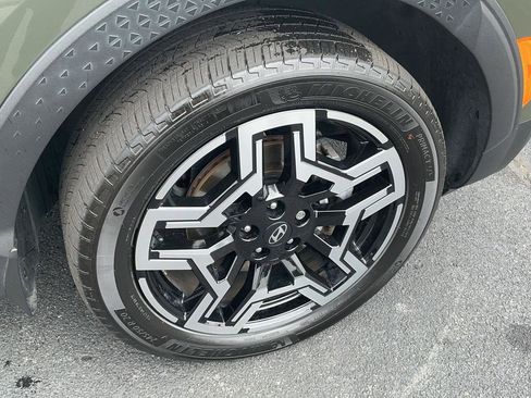 Certified 2025 Hyundai Santa Cruz Limited AWD/4WD image 6