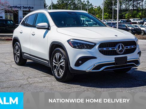 Used 2025 Mercedes-Benz GLA 250 4MATIC image 6