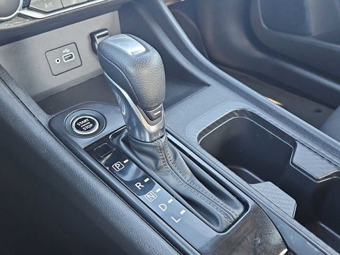 Used 2023 Nissan Sentra S image 30