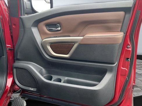 Used 2024 Nissan Titan Platinum Reserve w/ Moonroof Package image 26