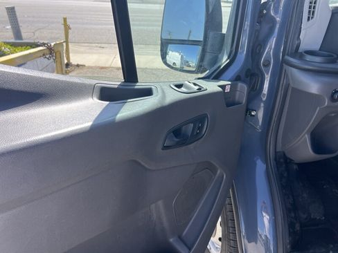 Used 2020 Ford Transit 250 148 High Roof Extended RWD image 9