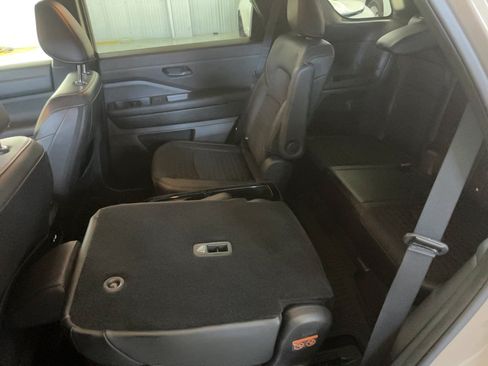 Used 2023 Nissan Pathfinder Rock Creek AWD/4WD image 25