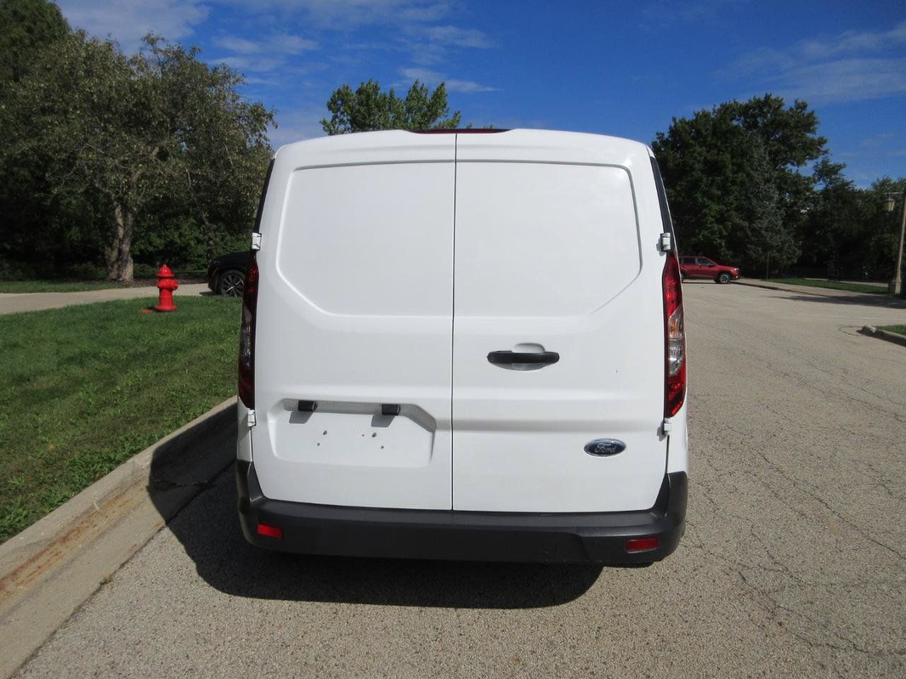 Used 2018 Ford Transit Connect XLT FWD image 12