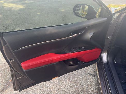 Used 2024 Toyota Camry XSE image 9