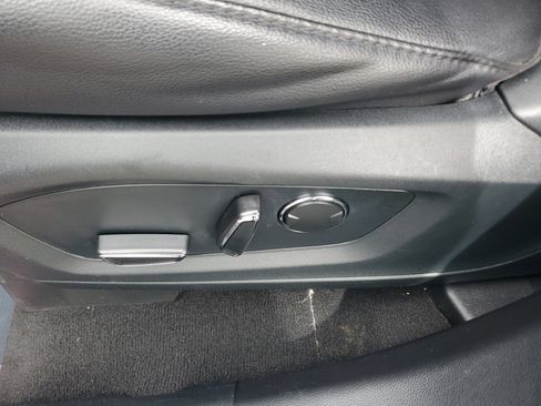 Used 2020 Ford Explorer ST image 13