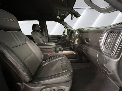 Used 2020 Chevrolet Silverado 3500 High Country w/ Technology Package image 13