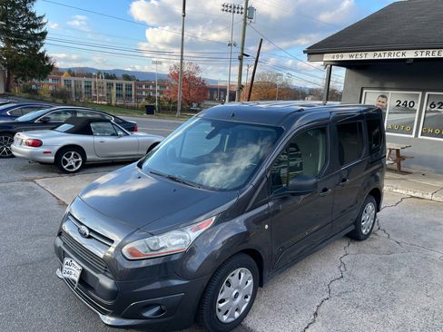 Used 2016 Ford Transit Connect XLT image 23