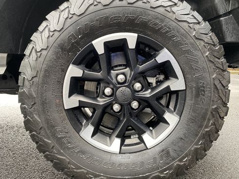 Used 2024 Jeep Wrangler Unlimited Rubicon 4xe image 44