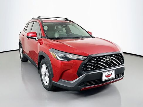 Certified 2023 Toyota Corolla Cross LE FWD image 3