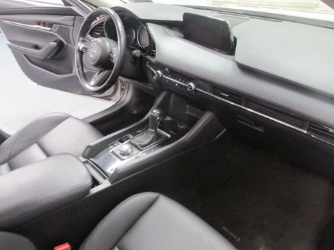 Used 2024 MAZDA MAZDA3 s image 24