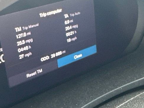 Used 2023 Volvo S60 B5 Plus w/ Climate Package AWD/4WD image 4