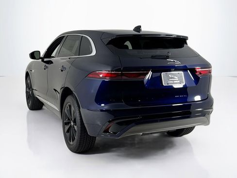 Certified 2025 Jaguar F-PACE R-Dynamic S image 3