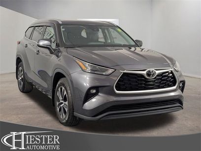 Used 2022 Toyota Highlander XLE