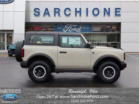 New 2025 Ford Bronco 2-Door w/ Sasquatch Package image 1