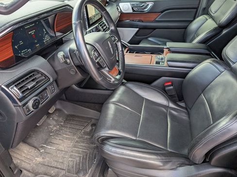 Used 2021 Lincoln Navigator L Reserve w/ Luxury Package image 11