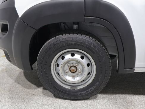Used 2023 RAM ProMaster 3500 w/ Safety Group FWD image 10