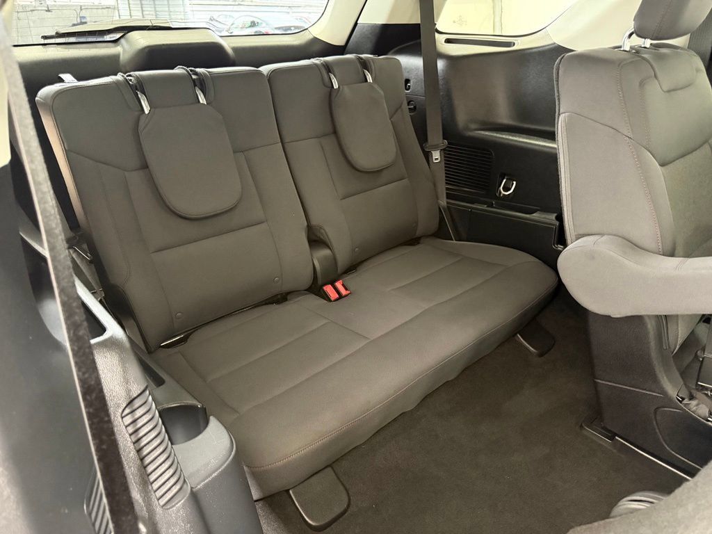 Certified 2025 Ford Explorer Active AWD/4WD image 28