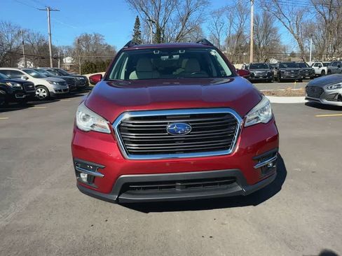Used 2019 Subaru Ascent Limited w/ Popular Package #2 image 3