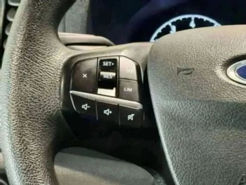 Used 2024 Ford Transit 350 XLT image 18