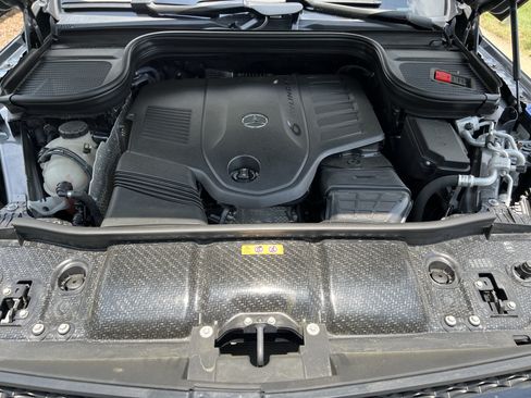 Certified 2022 Mercedes-Benz GLS 450 4MATIC image 36