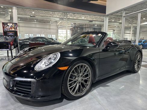 Used 2017 Porsche 911 Carrera image 16