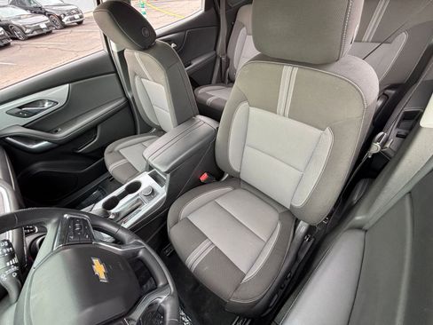 Used 2025 Chevrolet Blazer LT image 36