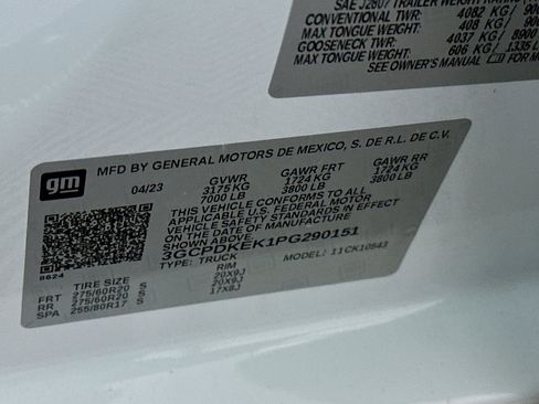 Used 2023 Chevrolet Silverado 1500 LT AWD/4WD image 12