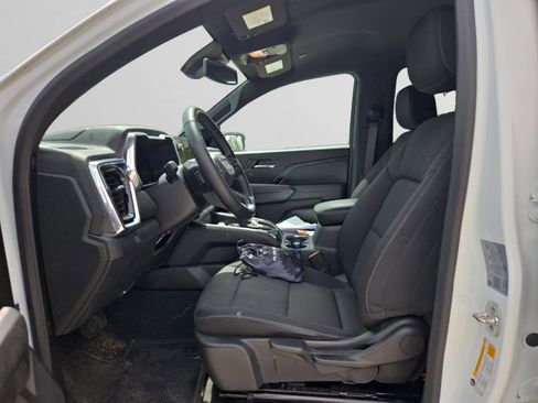 Used 2024 GMC Canyon Elevation w/ Convenience Package image 9