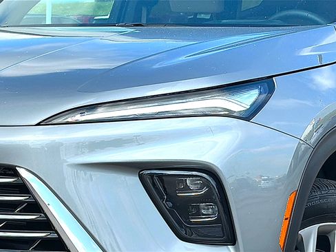 New 2026 Buick Enclave Preferred w/ Power Package FWD image 4