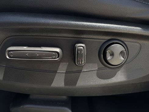 Used 2025 Honda CR-V EX-L image 25
