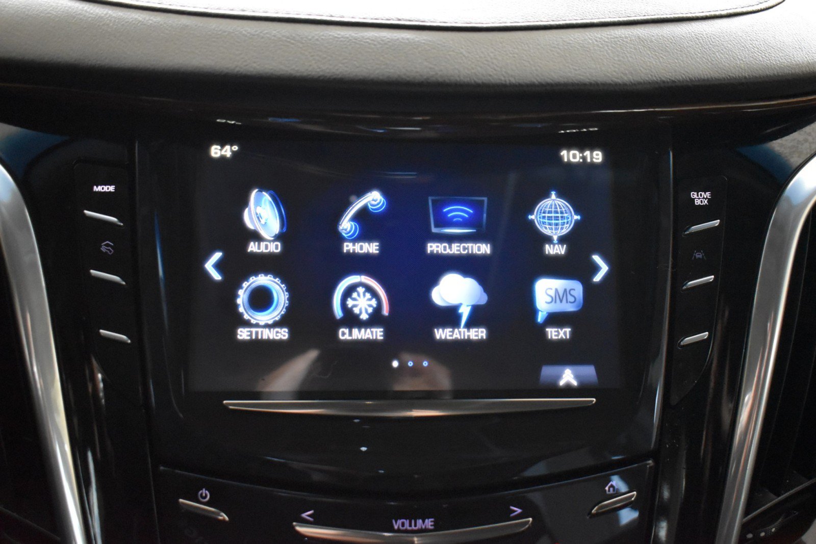 Used 2018 Cadillac Escalade Luxury AWD/4WD image 17