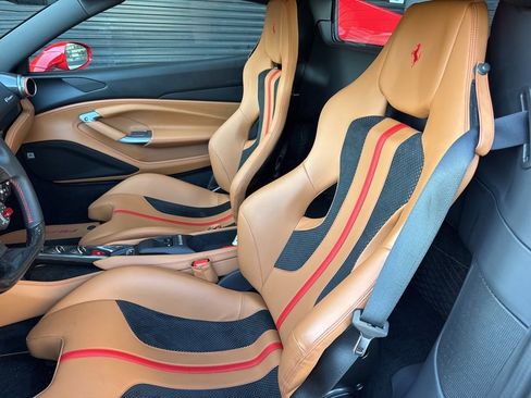 Used 2023 Ferrari F8 Tributo RWD image 5