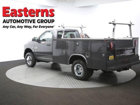 Used 2018 RAM 3500 Tradesman w/ Chrome Appearance Group image 63