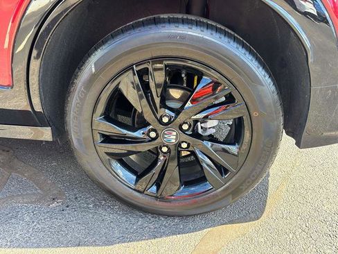 Used 2025 Buick Encore GX Sport Touring w/ Advanced Technology Package image 29