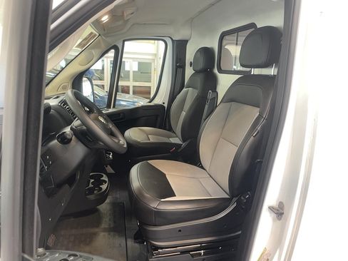 Used 2025 RAM ProMaster 3500 w/ Convenience Group FWD image 12