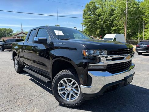 Used 2019 Chevrolet Silverado 1500 LT w/ True North Edition image 2