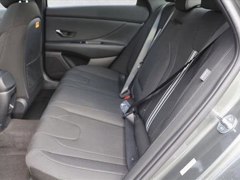 New 2026 Hyundai Elantra SEL Sport FWD image 23