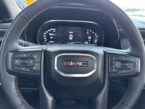 Used 2023 GMC Yukon AT4 image 33