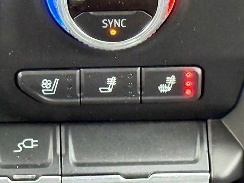 Certified 2021 GMC Sierra 1500 AT4 image 23