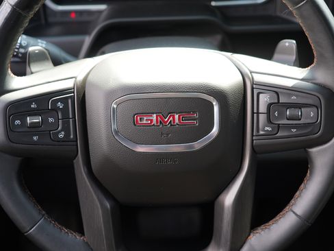 Used 2023 GMC Sierra 1500 AT4 w/ Technology Package AWD/4WD image 26