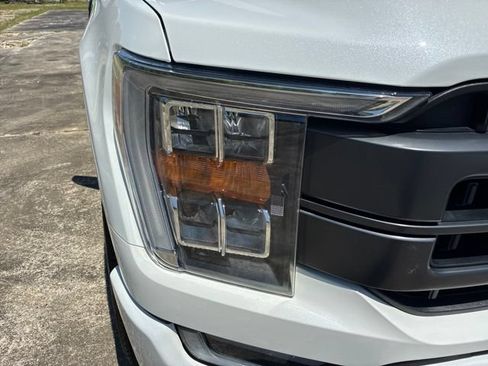 Used 2022 Ford F150 Lariat AWD/4WD image 9